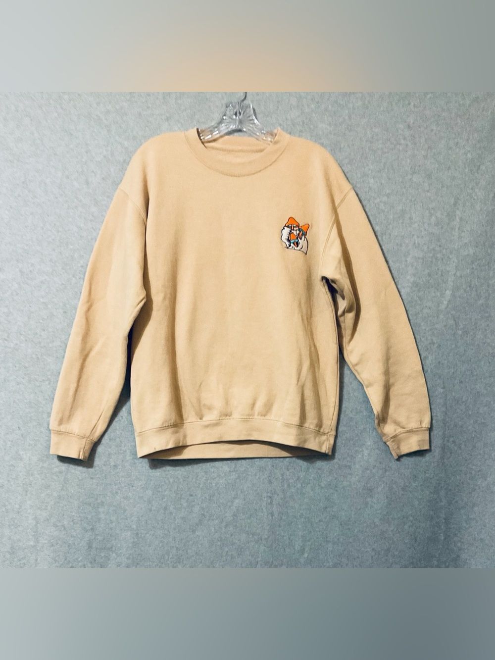 Eighty Eight Brand Men's  Tan Mushroom Skull Fresh Vibes Sweatshirt Size M